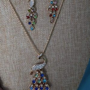 Set de cadena y aretes